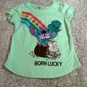 🎇🎆3for$9 girls Stitch St Patrick’s Day t-shirt. Green & gold sequins. XS/4/5.